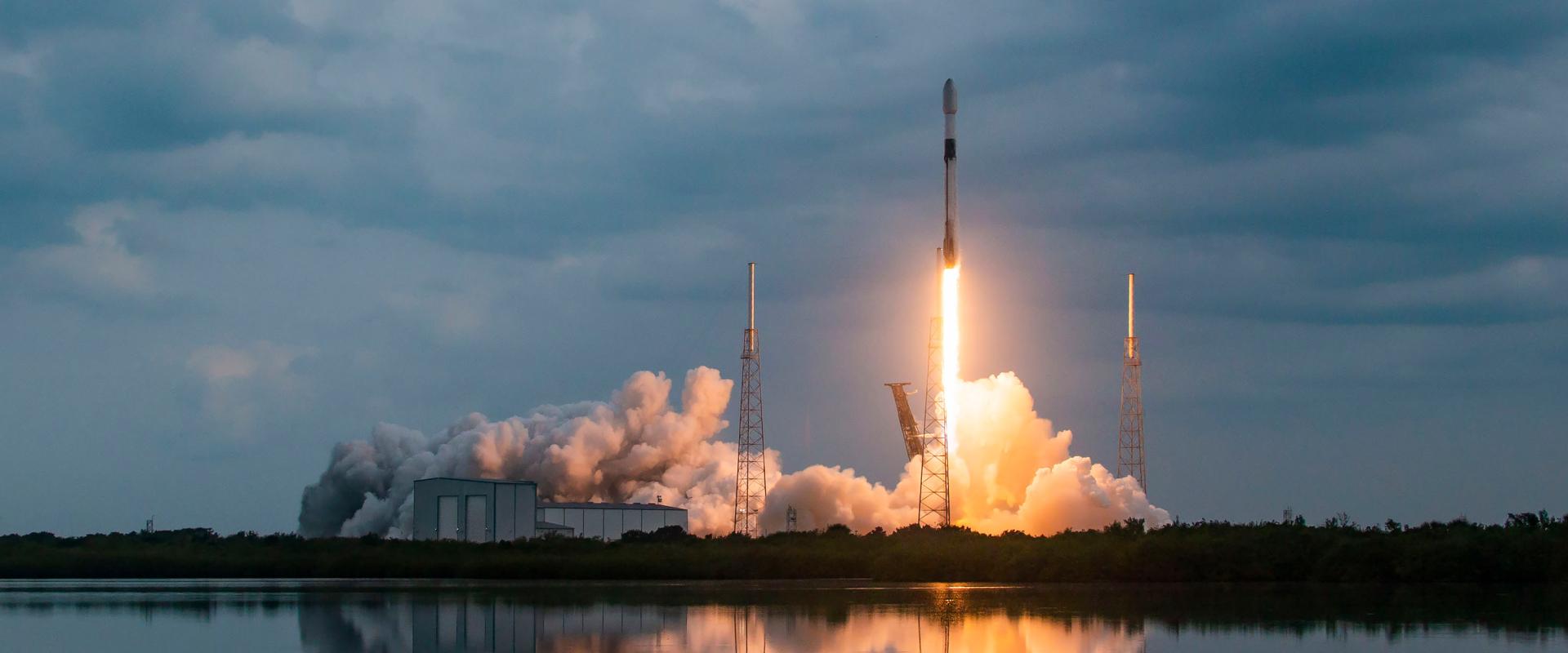 EU Launches Satellite Network to Challenge Musk’s Starlink