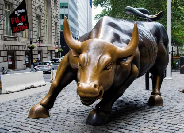 Wall Street bull